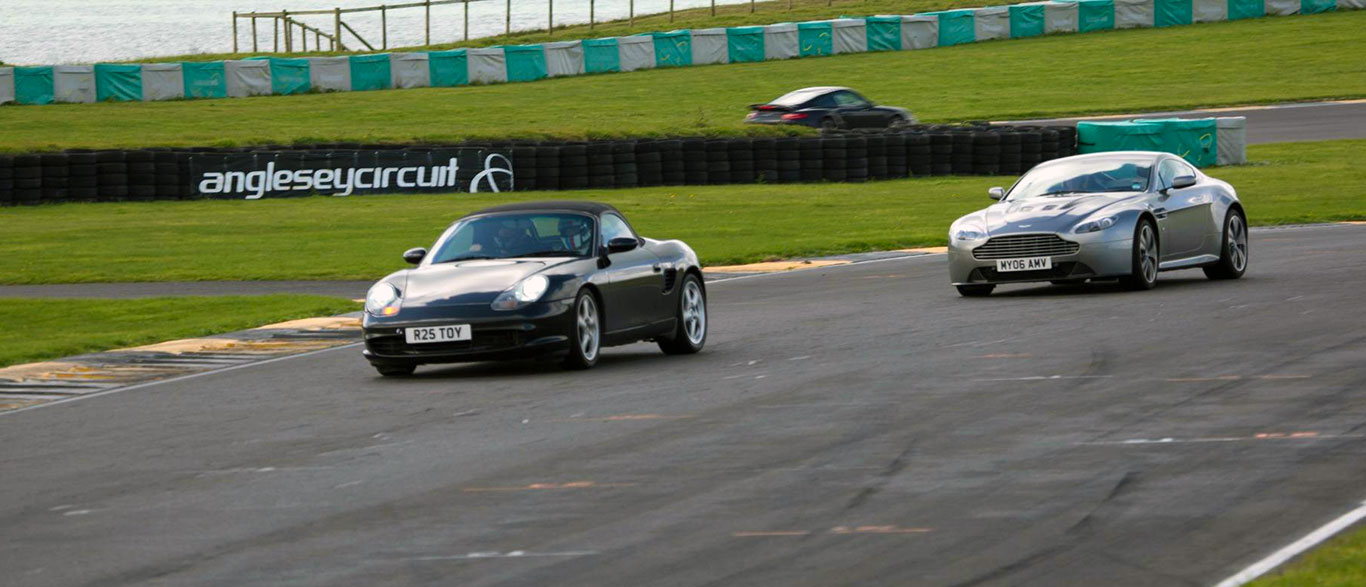 Jamie Arnold Instructing on the Equilibrium Track Day September 2017